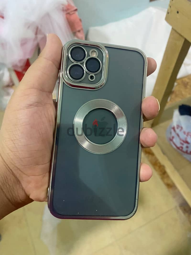 Apple - iPhone 11 Pro 8
