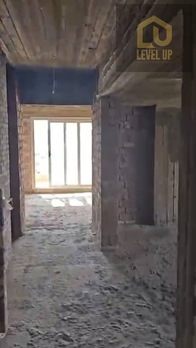 شقه للبيع استلام فوري ولوكيشن مميز في كمبوند بالم هيلز القاهره الجديده