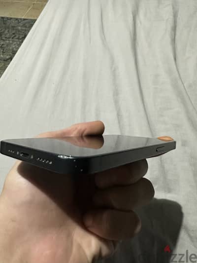 Apple - iPhone 13