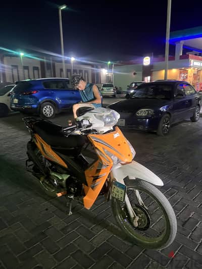 سكوتر فيجوري 125 موفر للبنزين