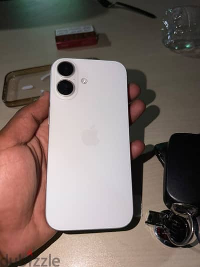 Iphone 17 256g battery life 100%