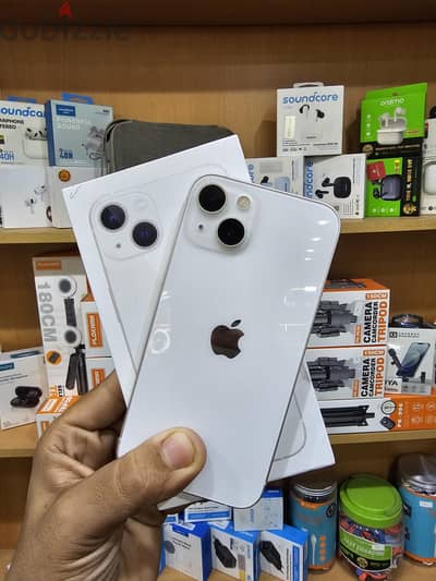 Apple - iPhone 13