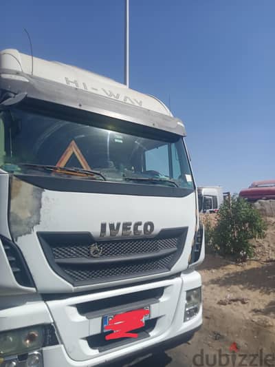 سياره  iveco  براد حاله ممتازه شيرو