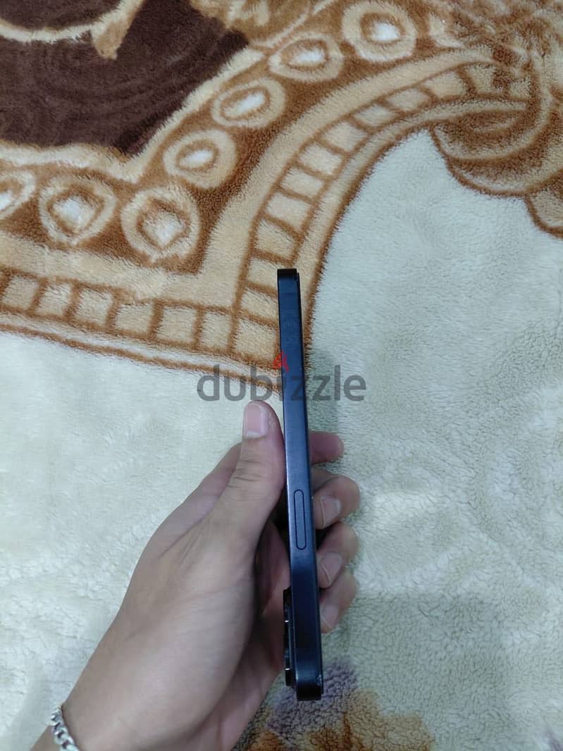 Apple - iPhone 13 1