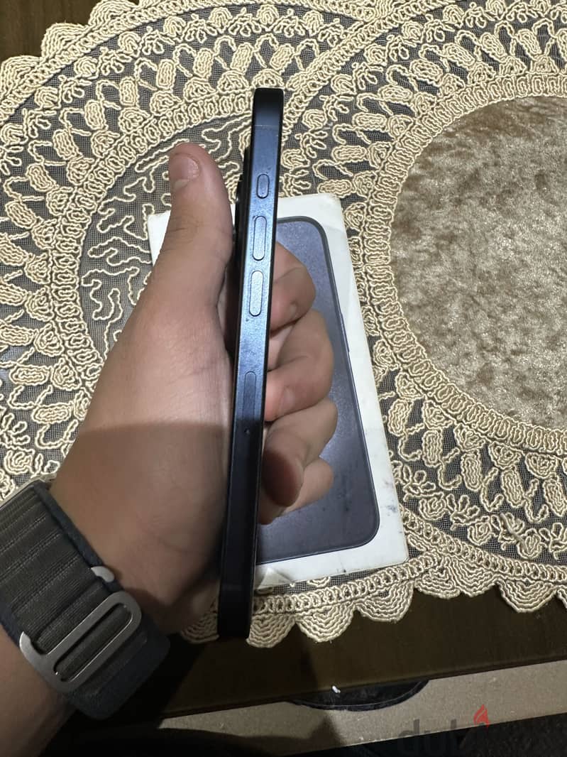 Apple - iPhone 15 Pro 7