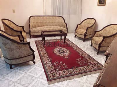 للبيع صالون  كوربيه خشب زان