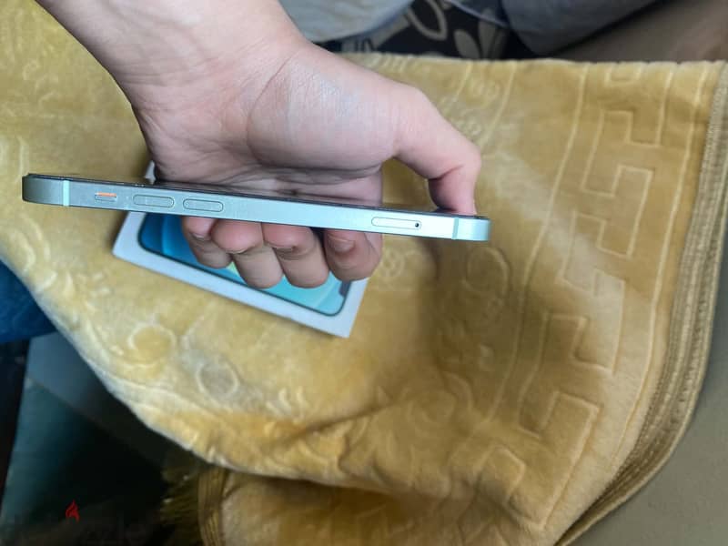 Apple - iPhone 12 1