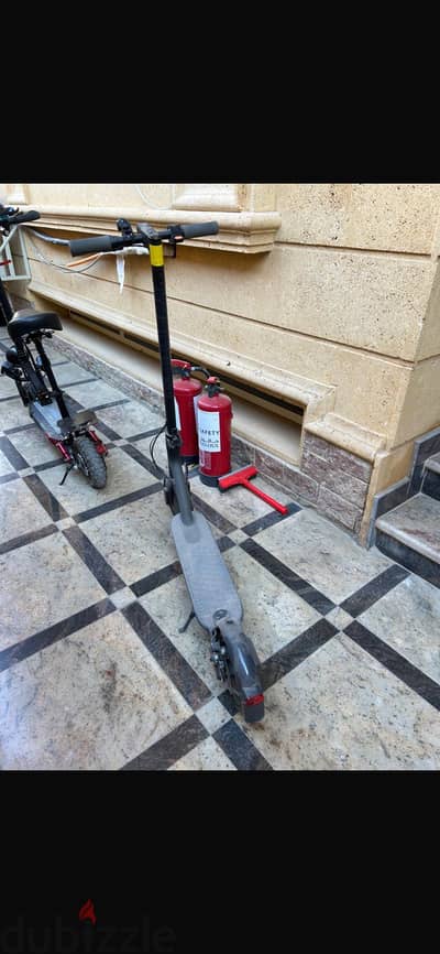 Electric scooter