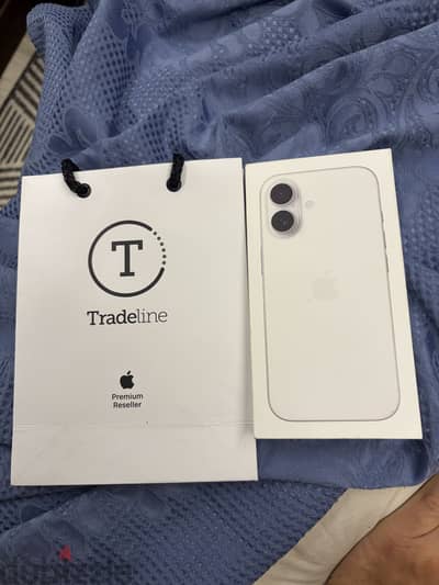 Apple - iPhone 17