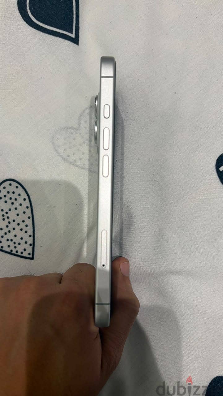 Apple - iPhone 17 6