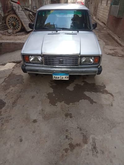 للبيع لادا ٢١٠٧ بحالة ممتازة