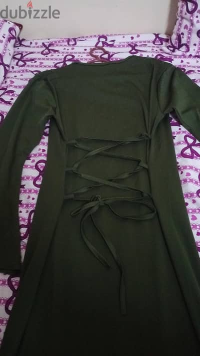 فستان زيتي برباط الضهر dress