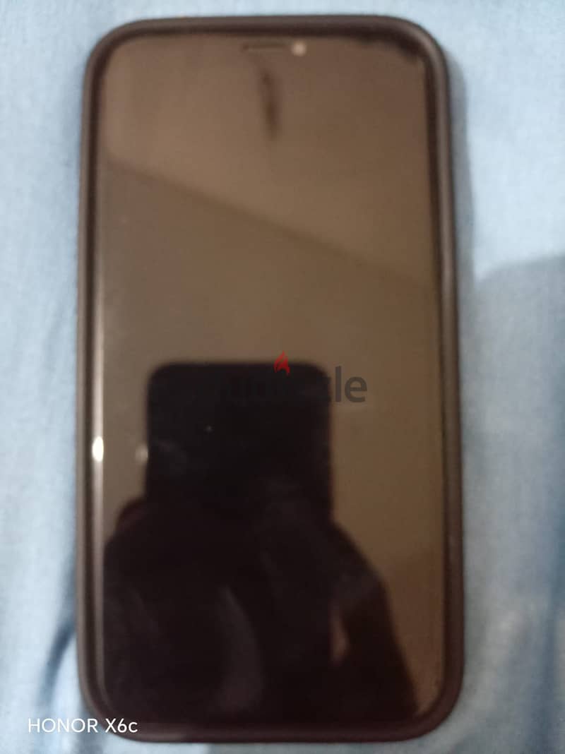 iPhone XR 4