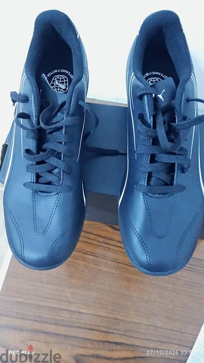 حذاء puma اسود اصلي وارد السعوديه مقاس 40.5