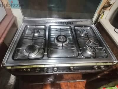 بوتاجاز كريازي 5 شعلة  مع فرن و شواية حالة جيدة