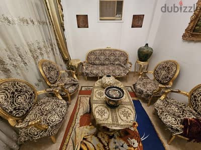 طقم صالون بحاله ممتازه