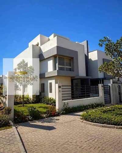 Villa in Hyde Park Central -Hyde Park central at half price and in a prime location