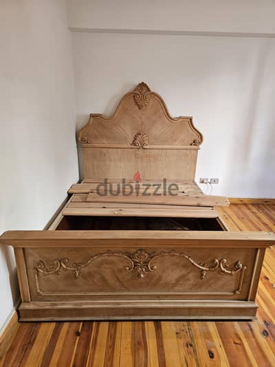 سرير زان بقشرة أرو