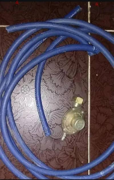 منظم وخرطوم انبوبة