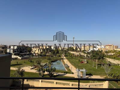 أقل سعر في السوق لسرعة البيع ستاندالون فيلا في بالم هلز قطامية plam hills katameya pk1 فيو مفتوح مباشرة علي مساحات خضراء و مسطحات مائية موقع مميز است