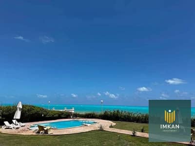 Chalet for sale—ready to move in—with a 10-year installment plan and a 30% discount. Located on the North Coast in the Naya Bay resort (Ras El Hekma a