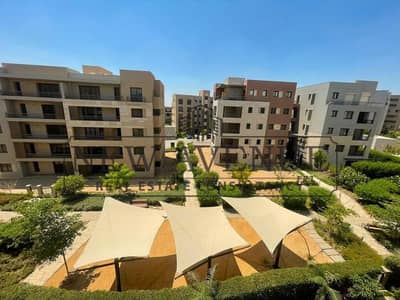 شقة مستقلة للبيع بأقل من سعر السوق استلام فورى بموقع مميز فى ديستريكت 5 القاهرة الجديدة من مراكز District 5 New Cairo by Marakez