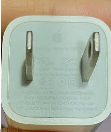 شاحن ايفون 5 وات اصلى Apple iphone charger 5w شاحن ايفون 5 وات اصلى Apple iphone charger 5w