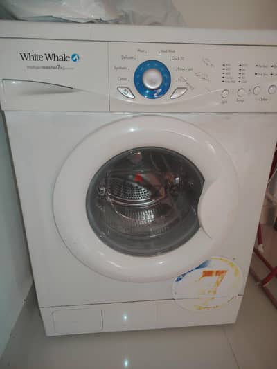 غسالة ملابس white whale بحالة جيدة جدا