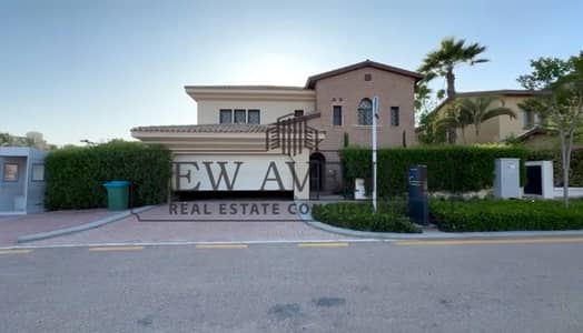 فيلا للبيع في مراسي مفروشة بالكامل بالاجهزة بحري جاهزة للسكن marassi arezzo village