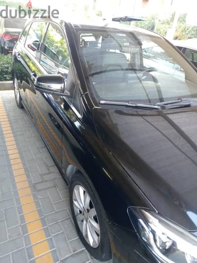 Mercedes-Benz B180 2015