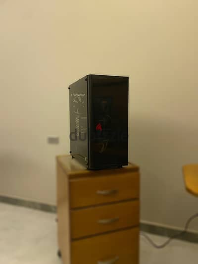 Ryzen 7 3700X | GTX 1060 6GB AORUS | 16GB Corsair | 2.2TB SSD+HDD