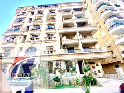 شقه للبيع شارع ناجي عيسي مدينه نصر المنطقه التاسعه