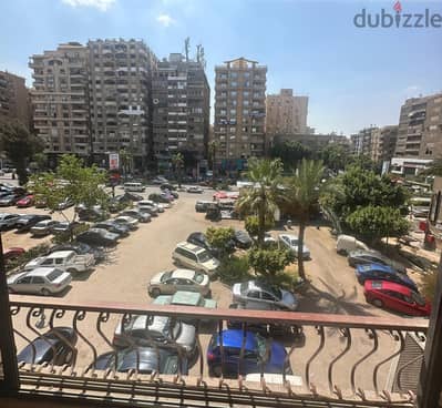 شقة للبيع من المالك علي مكرم عبيد الرئيسي