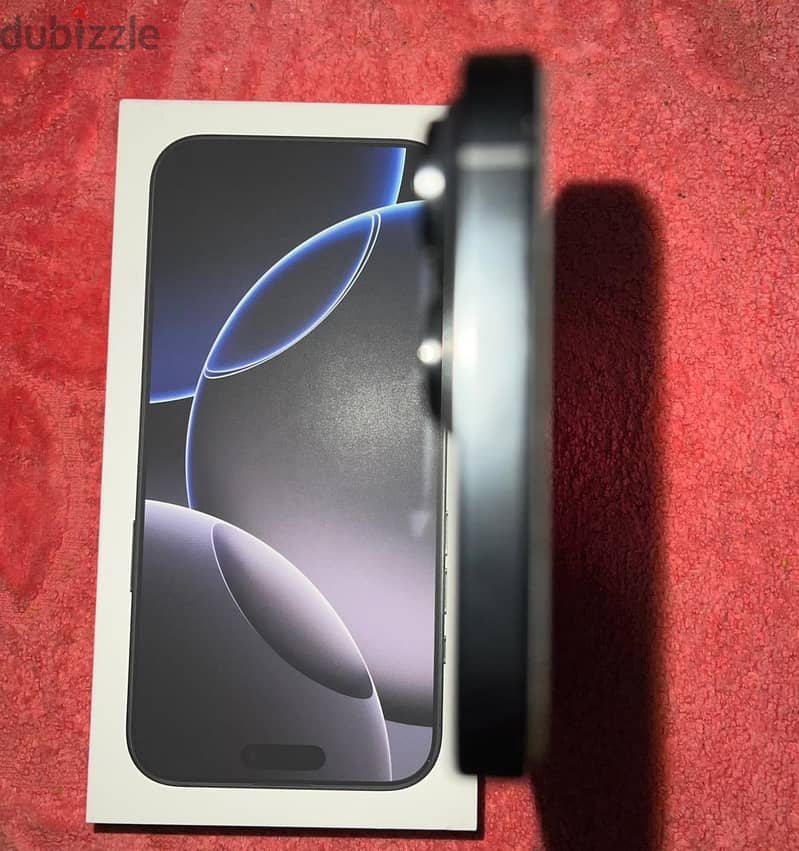Apple - iPhone 16 Pro Max 3