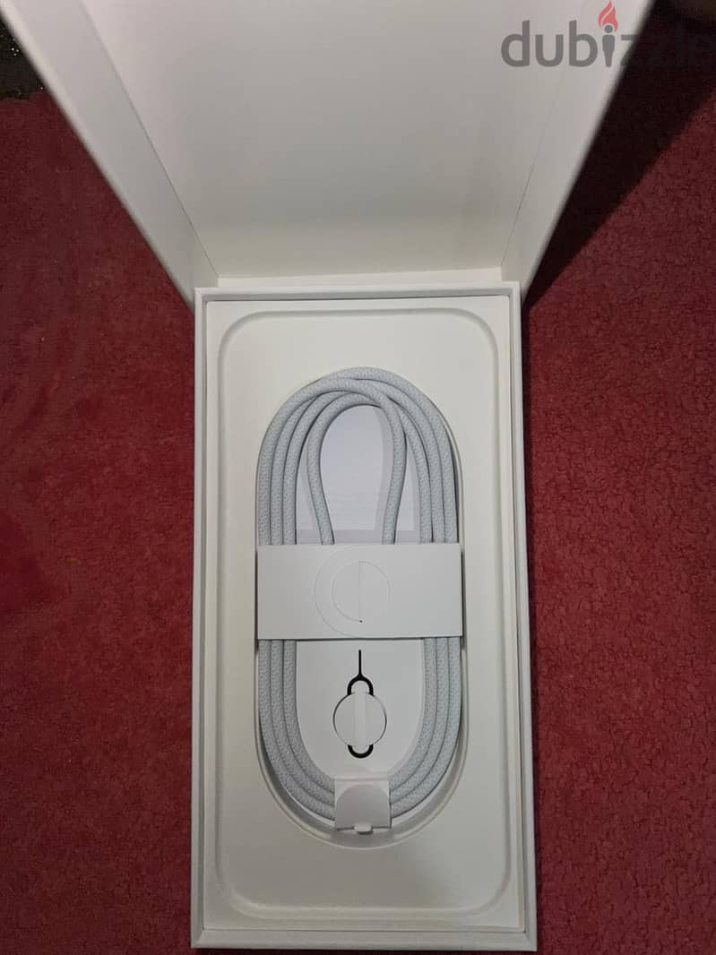 Apple - iPhone 16 Pro Max 5