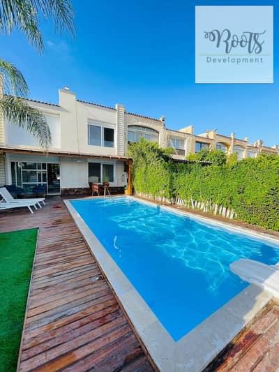للايجار اليومي فيلا بحديقة وحمام سباحة مفروشة اول صف بحيره في مارينا 5 - الساحل الشمالى For Daily Rent,Villa,furnished, AC/S,in Marina 5,North Coast.