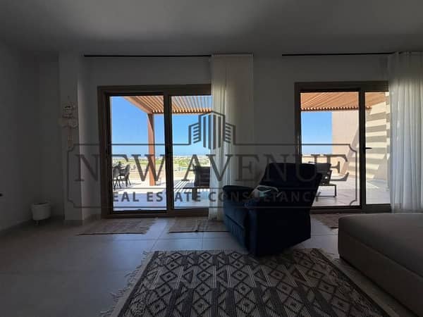 Ready to move Penthouse for Sale in Hacienda Bay Lake yard with very prime location Golf & Lagoon View Fully Finished and Furnished