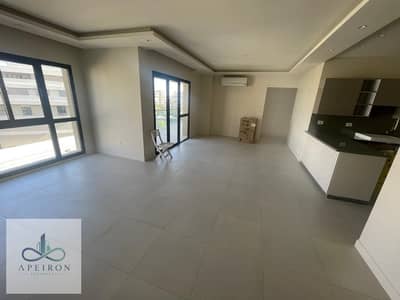 شقة للإيجار في فيليت سوديك – سكاي كوندوز