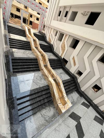 Apartment for sale in Al-Mokattam in the finest neighborhoods of the Middle Hill, the second district on Yasser Rizk Axis