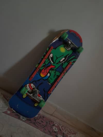 skate board alien 