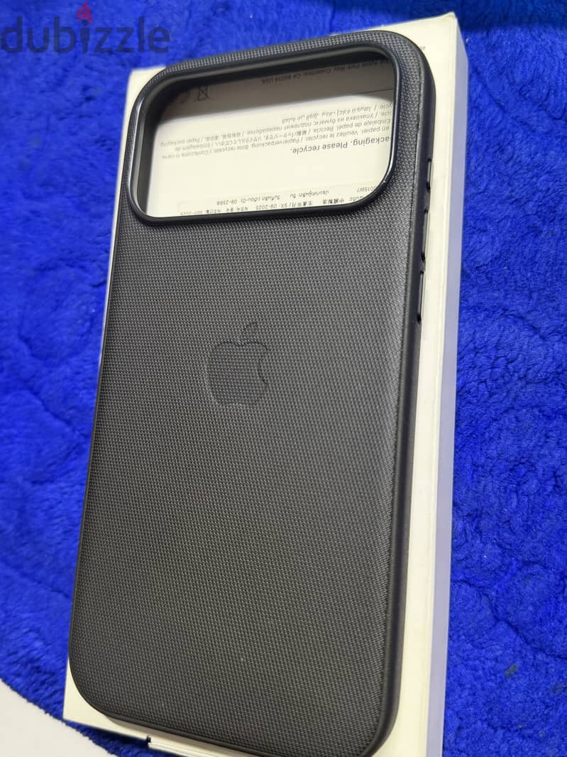 Techwoven case for 17 pro max - Black 2