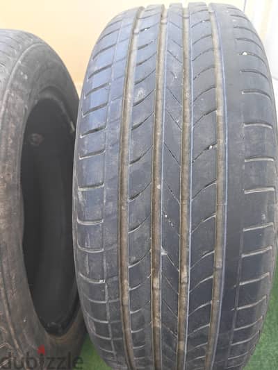 ٢ فردة كاوتش مستعمل حالة جيدة  205/55/16