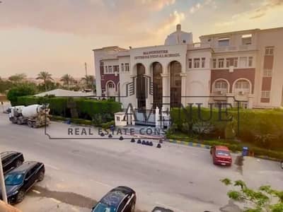 Immediate delivery fully finished and furnished Duplex with roof for sale in El Yasmeen 1 New Cairo