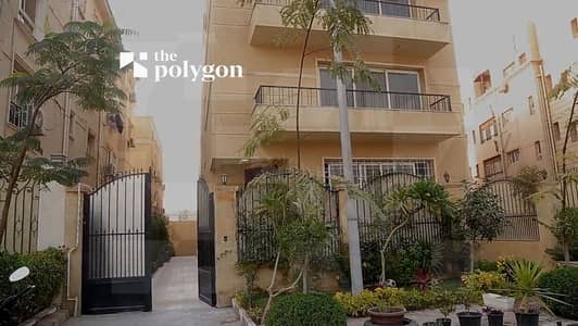 330 sqm Ready-to-Move Apartment for Sale with North-Facing Orientation and Landscape Views in Ganoub El Academya, New Cairo
