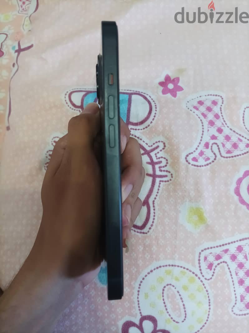 Apple - iPhone 13 1
