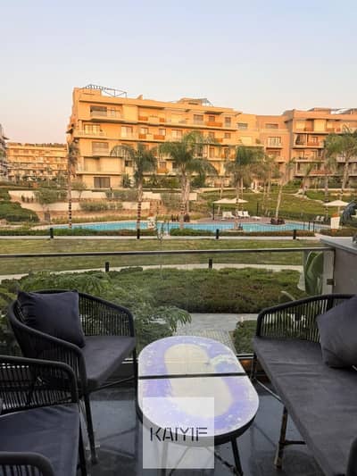 شقة فاخرة للإيجار في سوديك فيليت ريزيدنس التجمع الخامس  SODIC V-Residence New Cairoبإطلالة مباشرة على حمام السباحة وتكييفات مخفية في موقع مميز