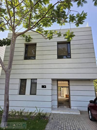 340 sq m standalone villa for rent with kitchen and air conditioning in alburouj Compound