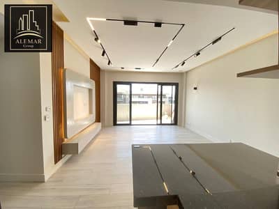 For sale in Madinaty, a 107 sq m apartment with ultra-super-lux finishing, first occupancy, directly next to services in B15, unobstructed view.