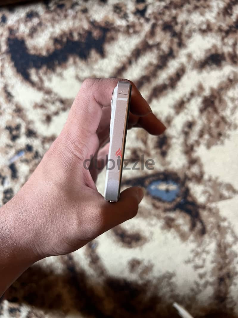 Apple - iPhone 13 5
