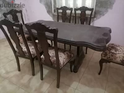 ترابيزة و6 كراسي